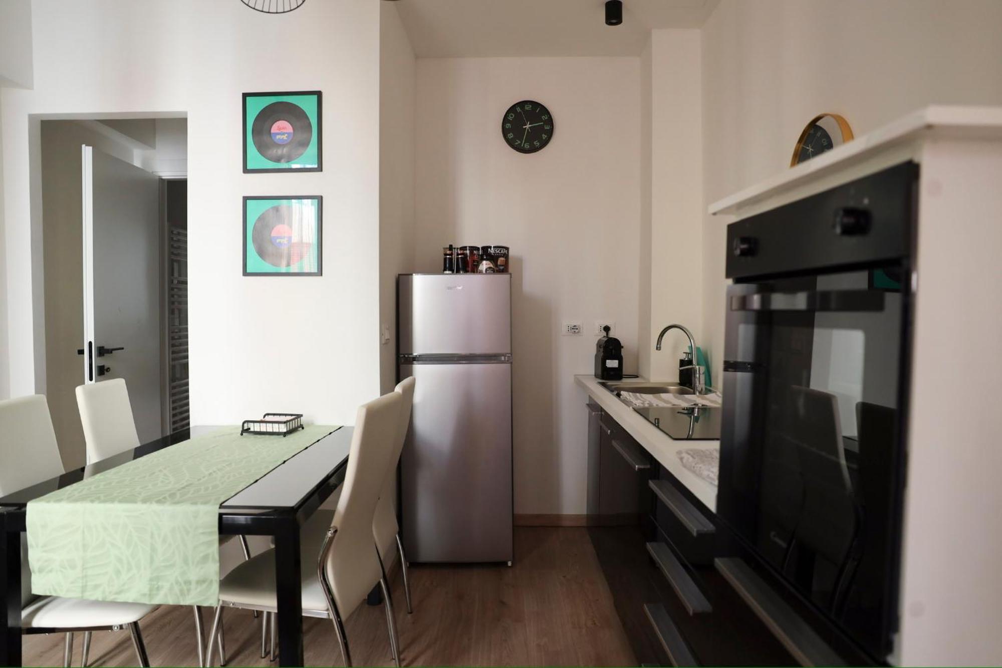 Апартаменты Urban Corner House Болонья Экстерьер фото